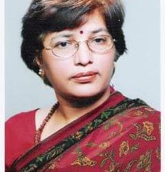 उर्मिला शिरीष की कहानी – स्पेस